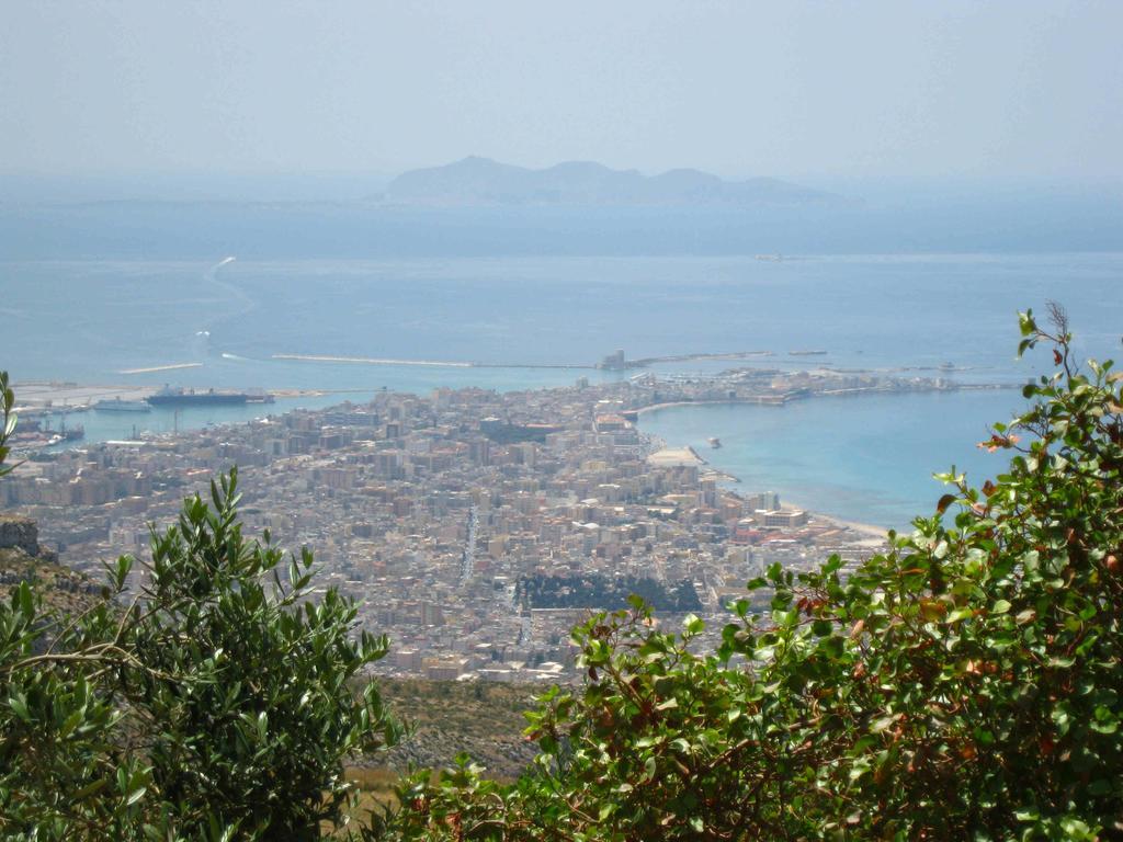 Ai Due Cortili Apartment Trapani Room photo